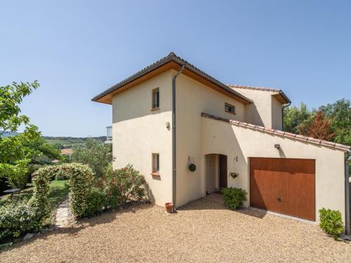 Limoux Villa | Villa in Limoux with Private Pool & Mountain Views