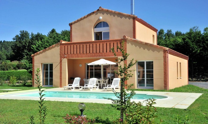 Pont-de-Larn Villa | Villa in Mazamet with Private Pool