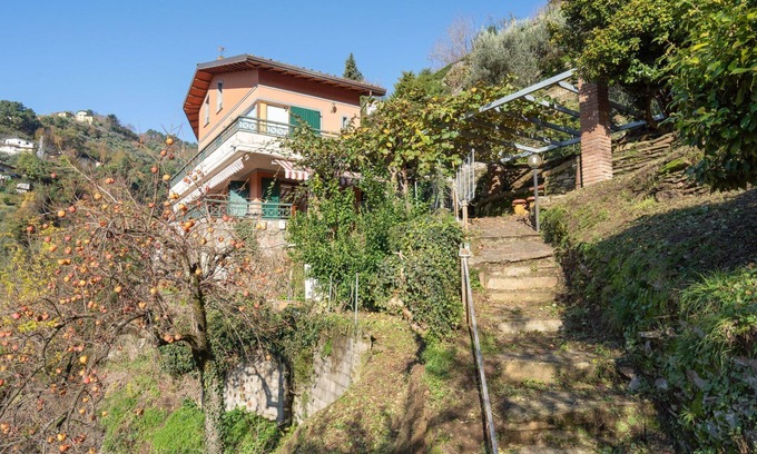 Montignoso Villa | Villa in Montignoso with 3 bedrooms sleeps 7
