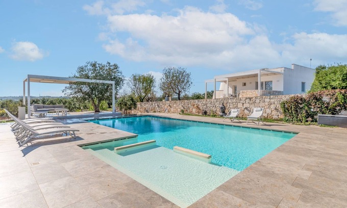 Ostuni Villa | Villa in Ostuni with 3 bedrooms sleeps 6