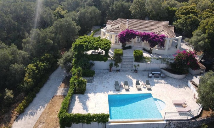 Pelekito Villa | Villa in Pelekito, Perithia, Corfu near Kassiopi, North Corfu