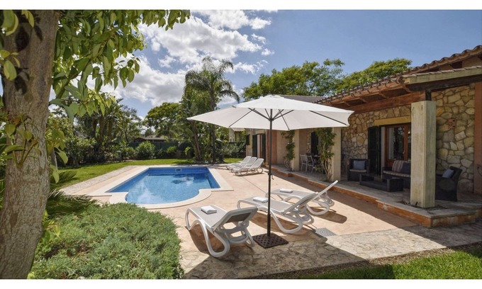 Crestatx House | Villa in Pollensa with Private Pool