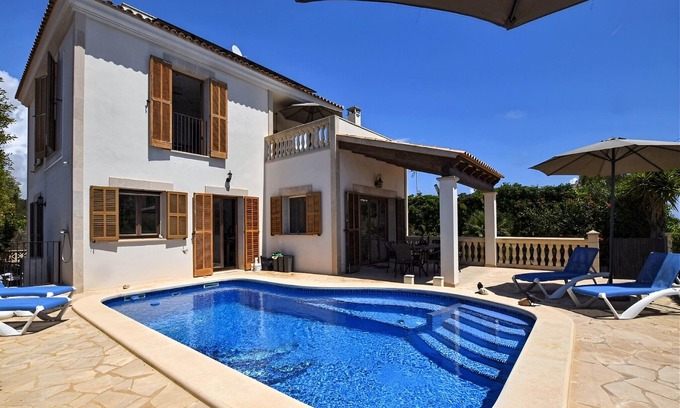 Cala Santany House | Villa in Santanyí with Private Pool & BBQ