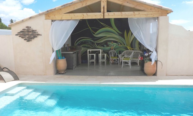 Bize-Minervois Villa | villa in the countryside with garden, terraces, private pool, air conditioning