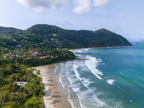 Cidade Jardim Tom House | Villa in the middle of the Atlantic Forest
