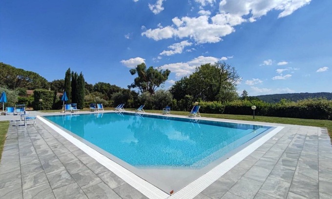 Gambassi Terme House | Villa in Tuscany with Pool and Terrace