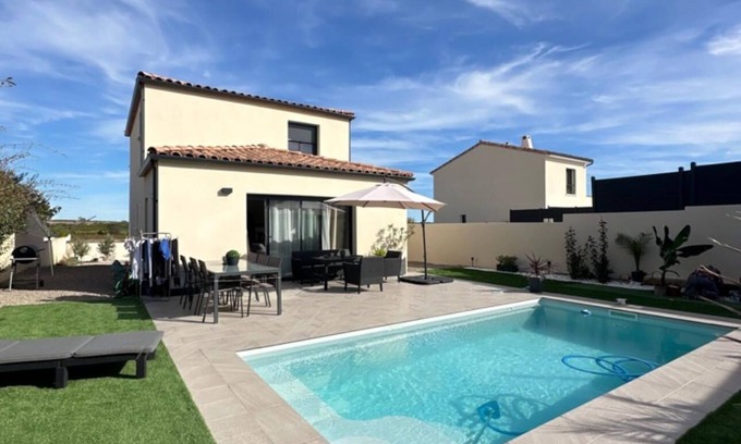 Florensac Villa | Villa Individuelle Avec Piscine