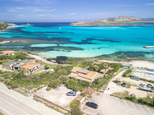 Stintino Villa | Villa Iole, con accesso alla spiaggia - Hosty Sardegna