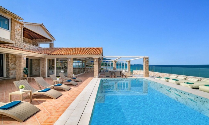 Ano Vasilikos Villa | Villa Ionio Beach House by Villa Plus