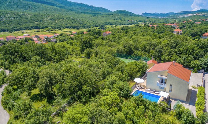 Dugopolje Villa | Villa Irena-Jacuzzi, Sauna&Heated pool near Split