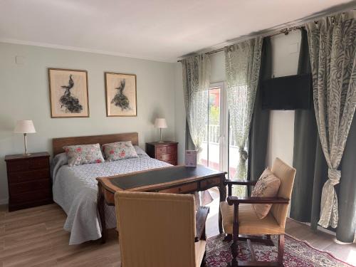 Pineda de Mar Bed & Breakfast | Villa IRI Habitación N1 con baño propio y balcón