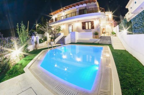 Myli Villa | Villa Irina