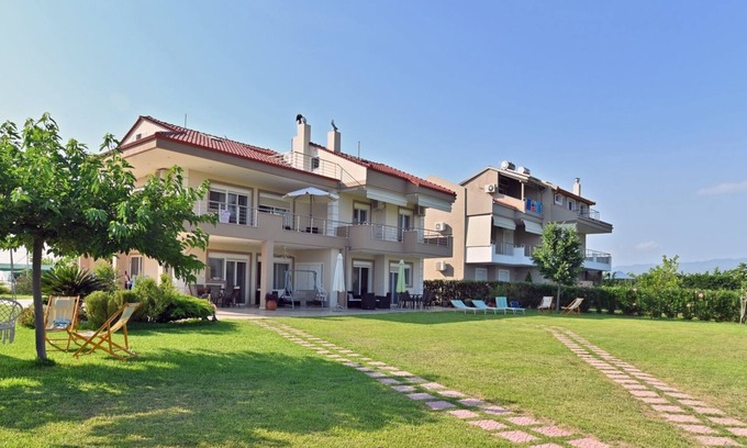 Nea Propontida Villa | Villa Iris 2 by RentalsPro
