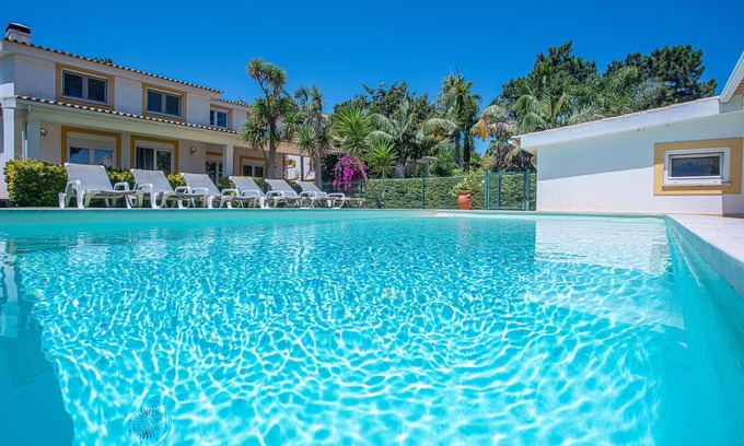 Seixal Villa | Villa Isabel - Spacious villa for 10 people, with private pool, close to Lisbon