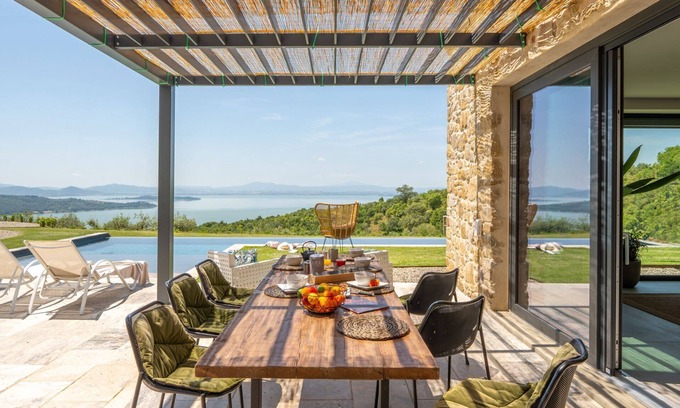 Castel Rigone Villa | Villa in Castel Rigone with 3 bedrooms sleeps 6