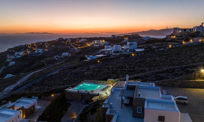 Houlakia Villa | Villa Jet by Mykonos Rocks