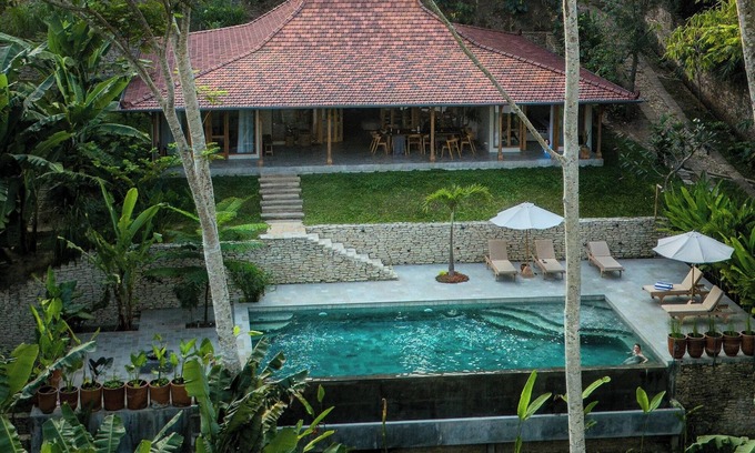 Sedayu Hotel | Villa Juliette By Zuzu