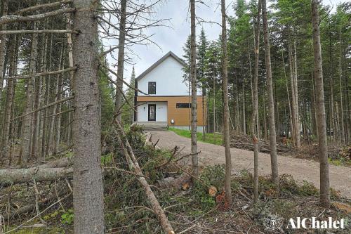 Shannon Ski Chalet | Villa Juliette - Nature Retreat - Spa Pool Table & EV Charger