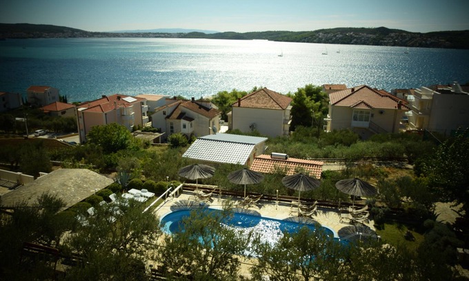 Seget Donji House | Villa Julio's fully separate stone house , located in the middle of garden