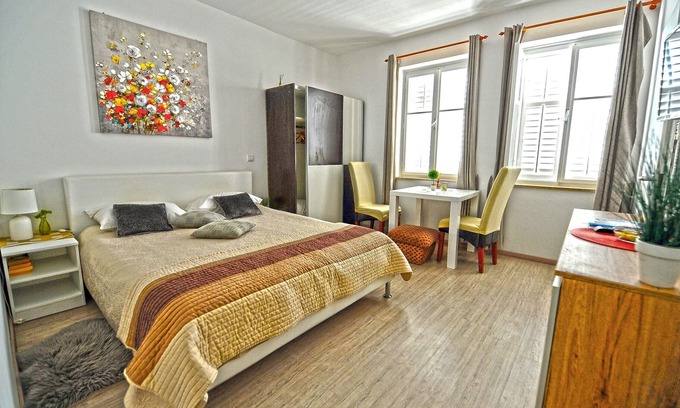 Gornji Kono Apartment | Villa Katarina - Studio Apartment with Sea View (First Floor)