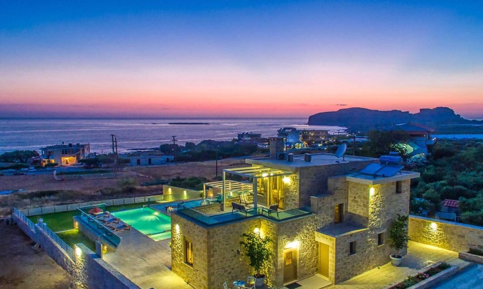 Falassarna Villa | Villa Kore | Villa with Breakfast, Jacuzzi, close to the beach