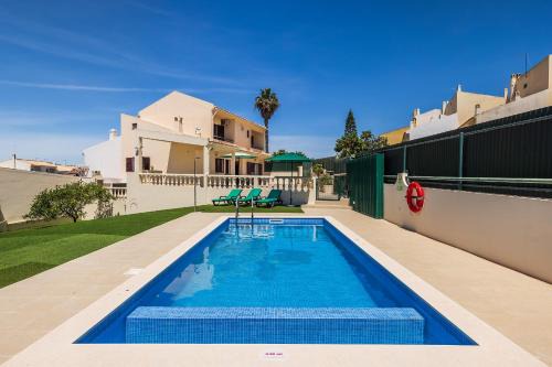 Urbanizacao dos Calicos House | Villa Krishan Albufeira - Private Pool