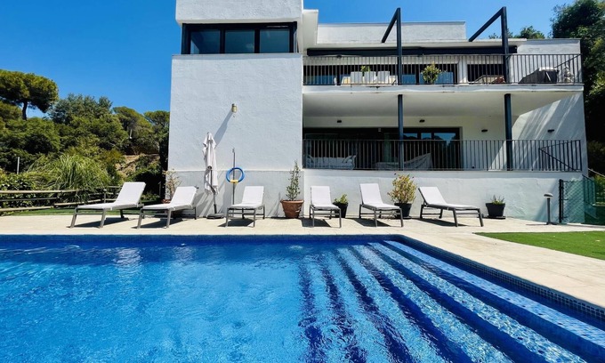Rio d'Oro Villa | Villa Kubik by Costabravaway