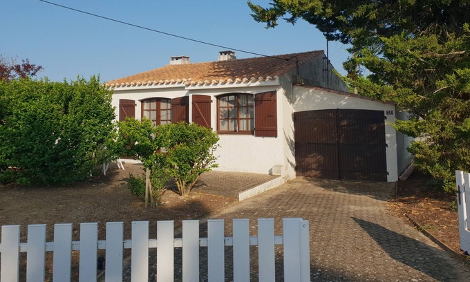 LʼAiguillon-sur-Mer House | Villa L'Aiguillon-sur-Mer, 2 bedrooms, 5 persons