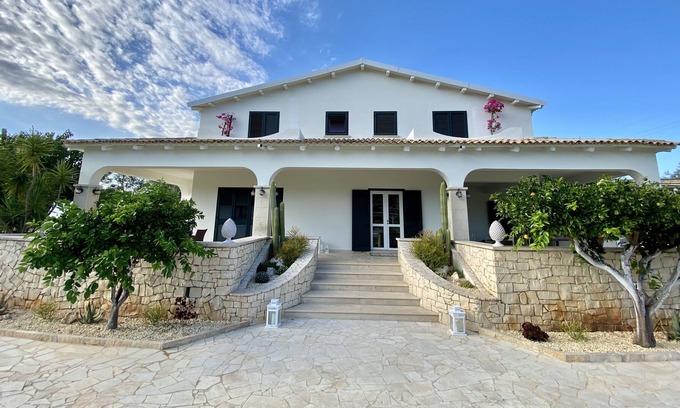 Floridia House | Villa La Gemmazza di Monasteri