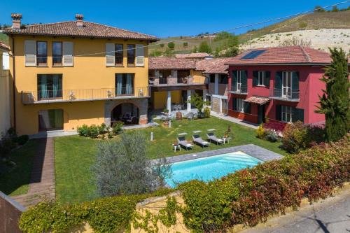 Canelli Villa | Villa La Martina by Italita