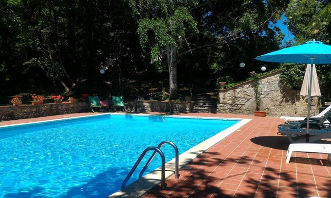 Capolona Bed & Breakfast | Villa La Nussa