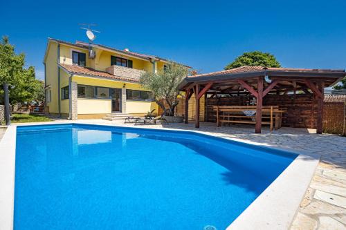 Kastelir-Labinci Villa | Villa Lara