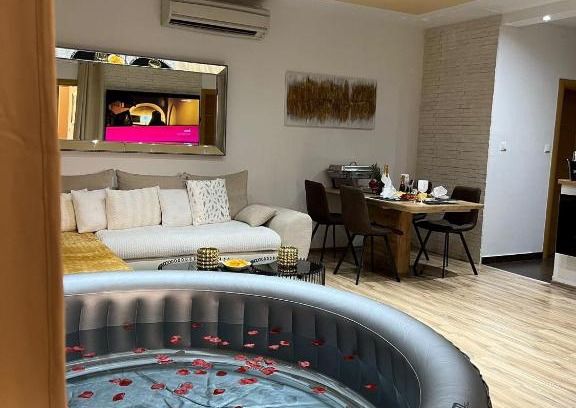 Sveti Martin pod Okicem Apartment | Villa Laurus