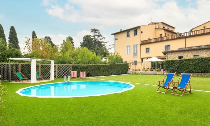 Comeana Villa | Villa le Farnete in Carmignano ,, Toscana