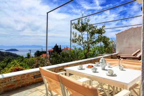 Glossa Villa | Villa Lemonia