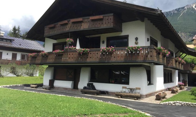 Cortina d'Ampezzo Apartment | Villa Lieta