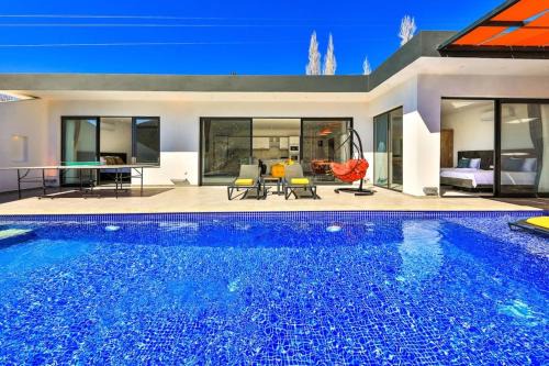 Islamlar Villa | Villa lighthouse jakuzili tatil villası