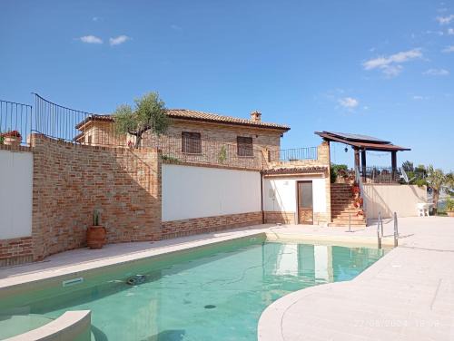 Monte Rinaldo Villa | Villa Liliana, Exclusive Property