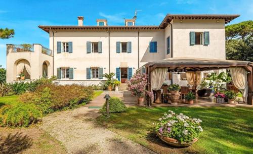 Ronchi Villa | Villa Livona