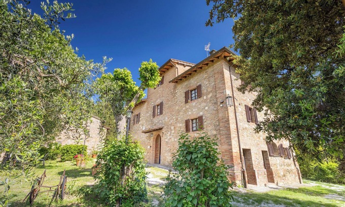Montepulciano Villa | Villa Lorena 5 Minutes From Center, A/C and Swimming Pool