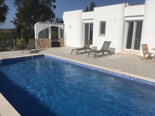 Monte Raposo Villa | Villa Luisa with private pool and amazing views