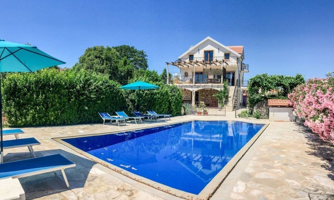 Durasevici Villa | Villa Lustica - Four Bedroom Villa, Sleeps 8