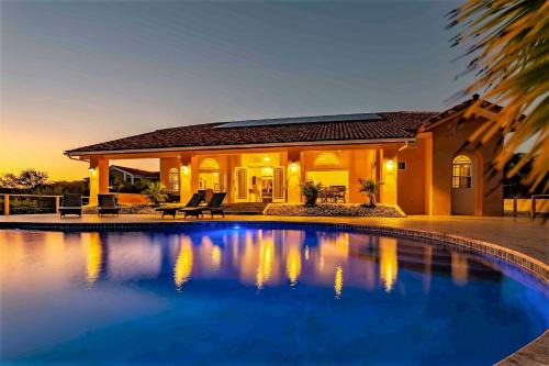 St. Marie Villa | Villa Magic Time - Oceanfront