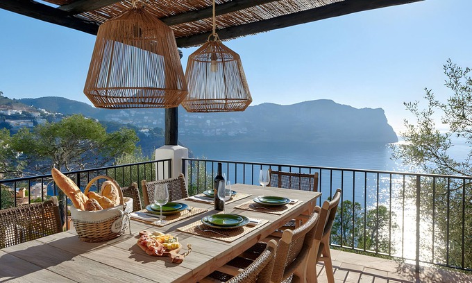 Port d'Andraitx Villa | Villa 'Mallorquin Oasis' with Sea View, Wi-Fi and Air Conditioning