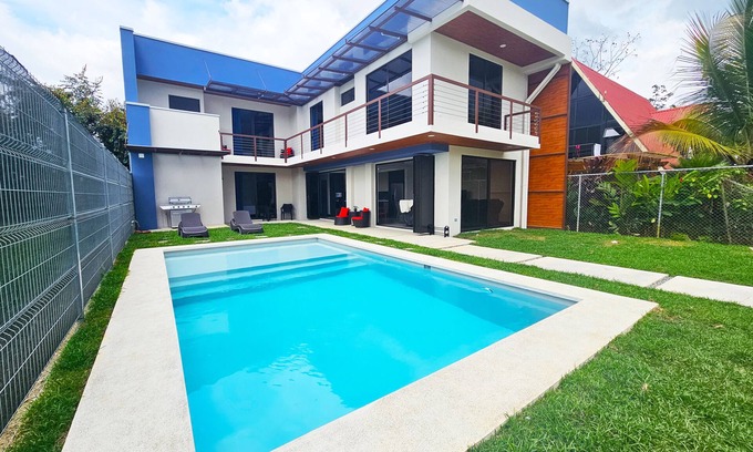 La Fortuna Villa | Villa Mandalá La Fortuna - Families & Friends Getaway!