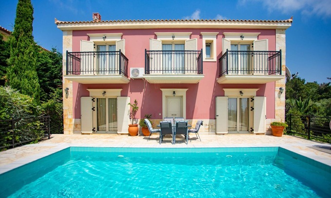 Fiskardo Villa | Villa Mandola in Tzamarelata