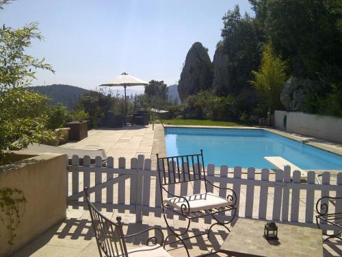Auriol Bed & Breakfast | Villa Manon