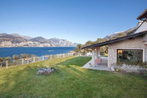 Castelletto Villa | Villa Manuela-Vista Lago