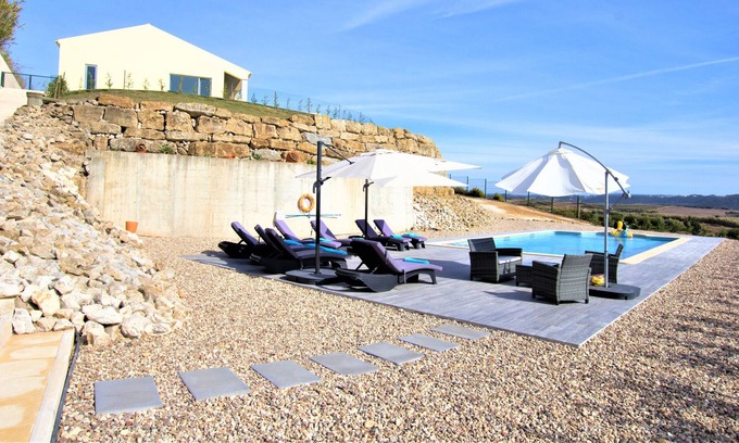 Assenta Villa | “Villa Mar” Great Villa, 3 mim from beach, hea pool, Jacuzzi, Panoramic view.