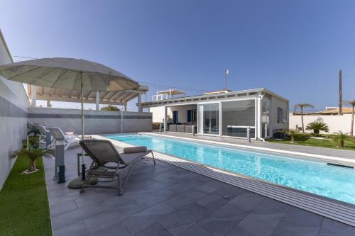 Santa Maria del Focallo Villa | Villa Maria con piscina riscaldata